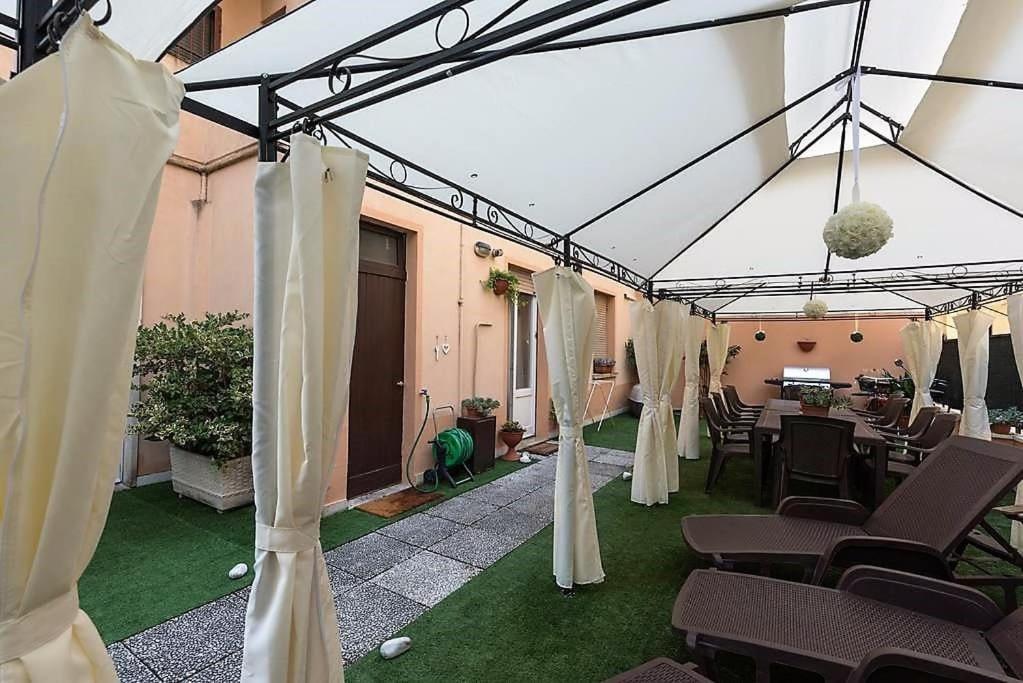 Terrazze Italiane City Center - White Apartment Verona Exterior photo